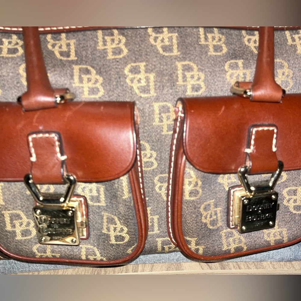 Dooney and Bourke purse